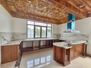 Giá Đá Granite Cao Cấp Hiện Nay – Nên Chọn Loại Nào Cho Công Trình?